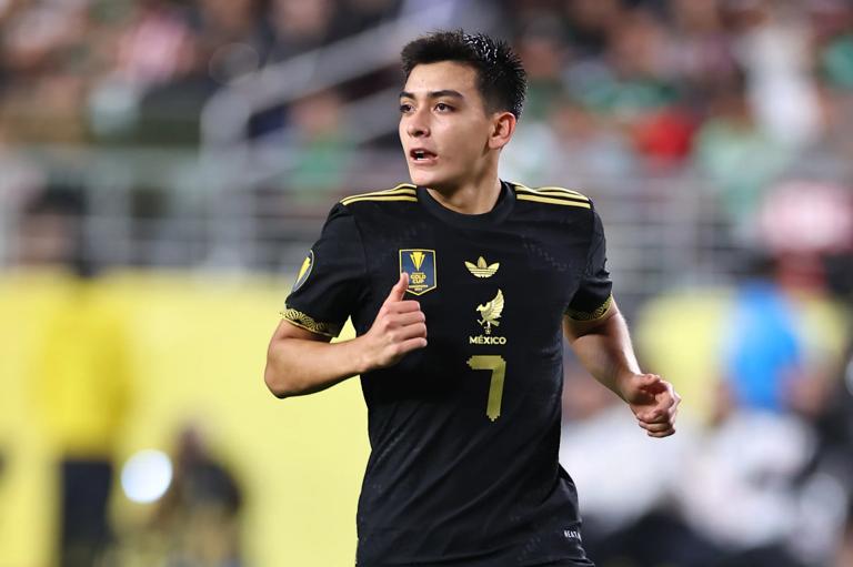 Gilberto Mora in action for Mexico during the Concacaf Gold Cup 2025.